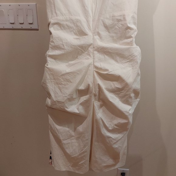 ❣️Ladies Le Chateau Ruched floral dress size XXL (#695) - Picture 2 of 14